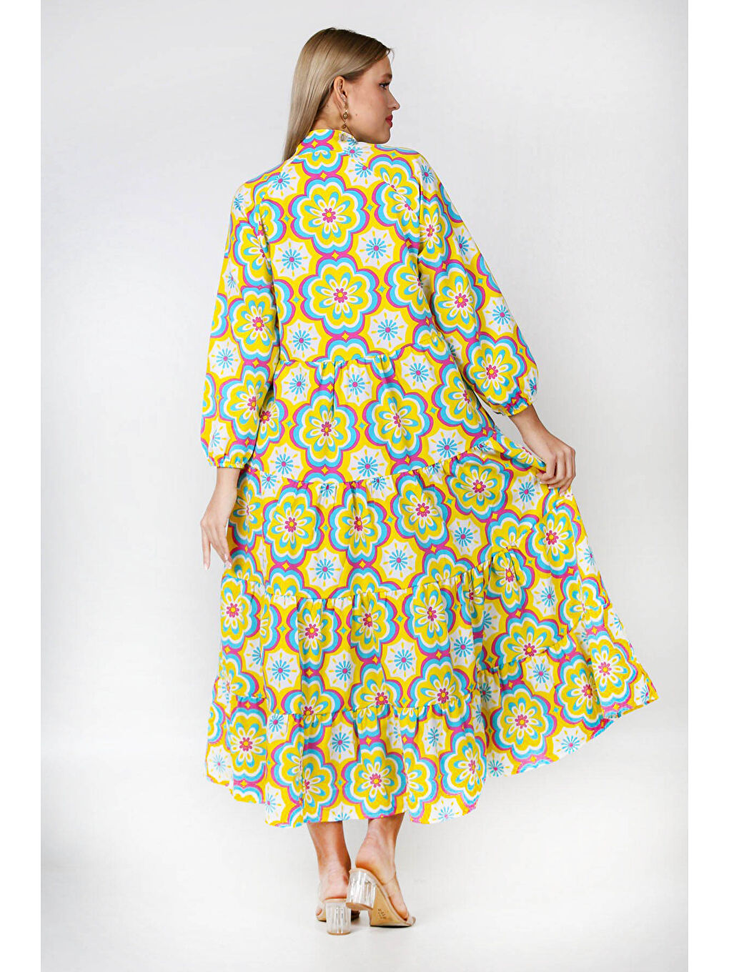 Bej Sarı Hakim Yaka Balon Kol Çiçekli Allover Baskılı Geniş Kesim Dokuma Elbise-1