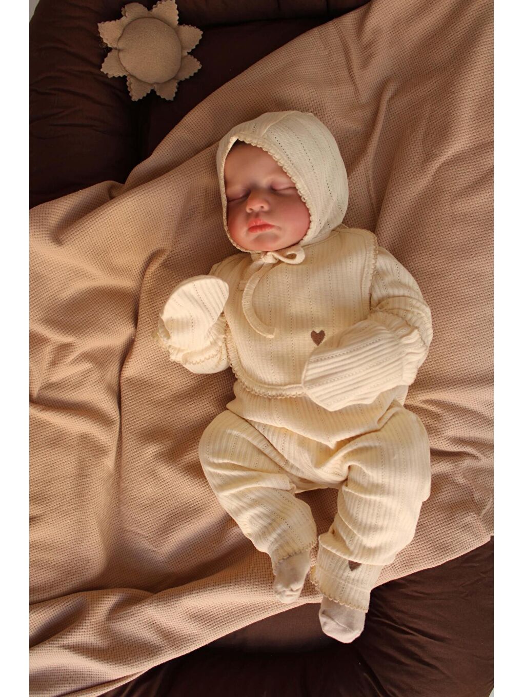 Ekru Kalp Nakışlı 5li Kruvaze Yenidoğan Set-6