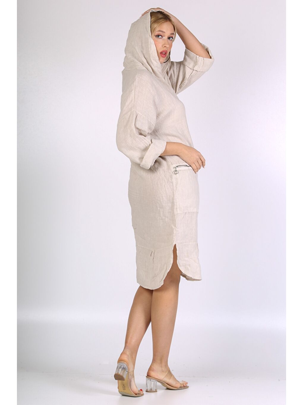 İtalyan Bej 3/4 Kol Cepli Kapüşonlu Keten. Dokuma Elbise-1