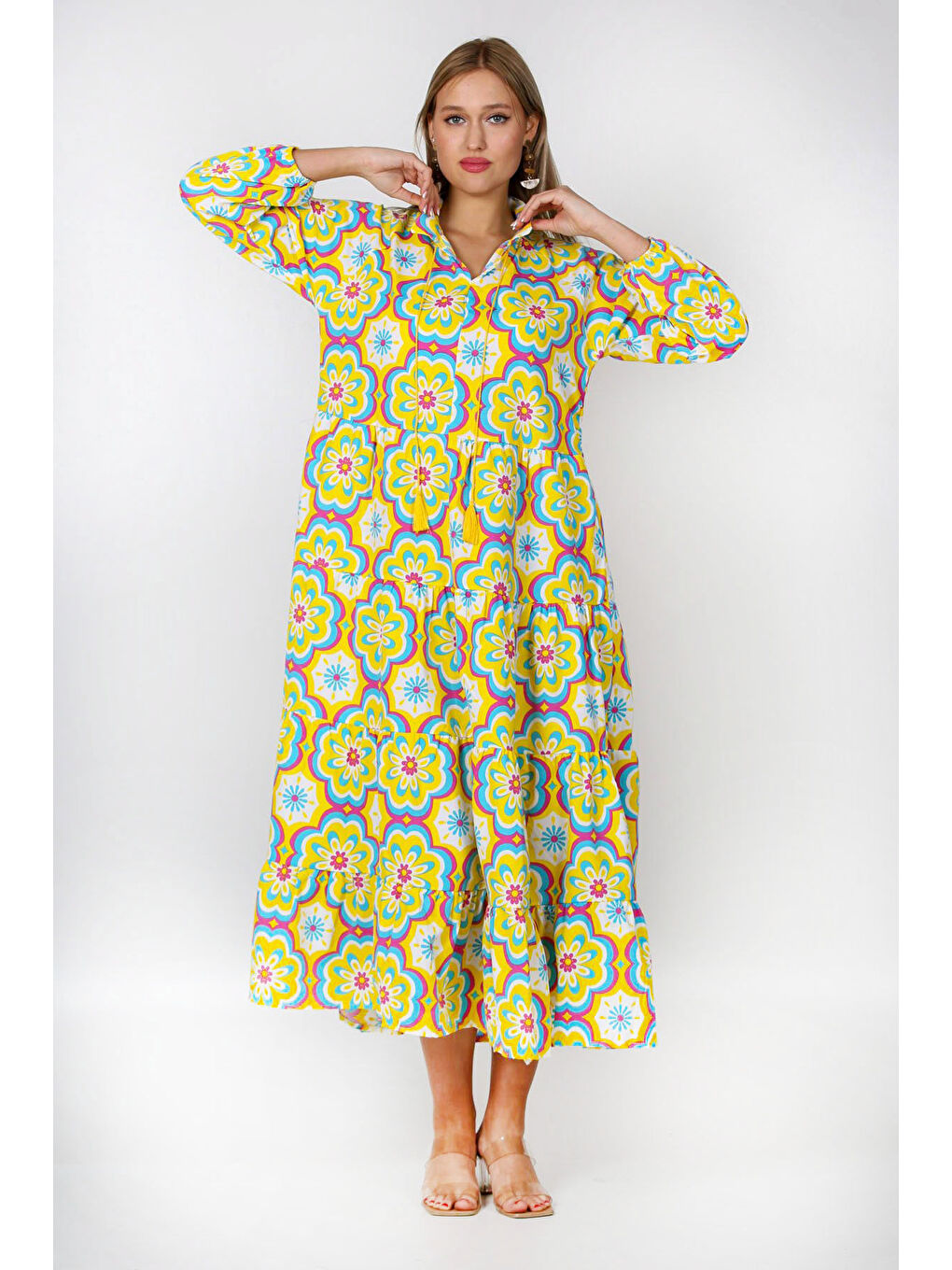 Bej Sarı Hakim Yaka Balon Kol Çiçekli Allover Baskılı Geniş Kesim Dokuma Elbise-4