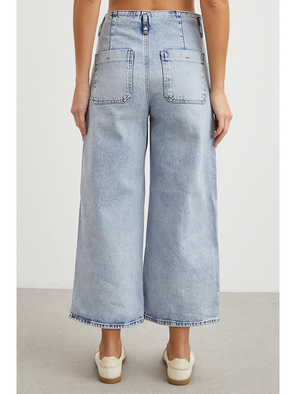 Önü Cepsiz Straight Jean Buz Mavisi-5