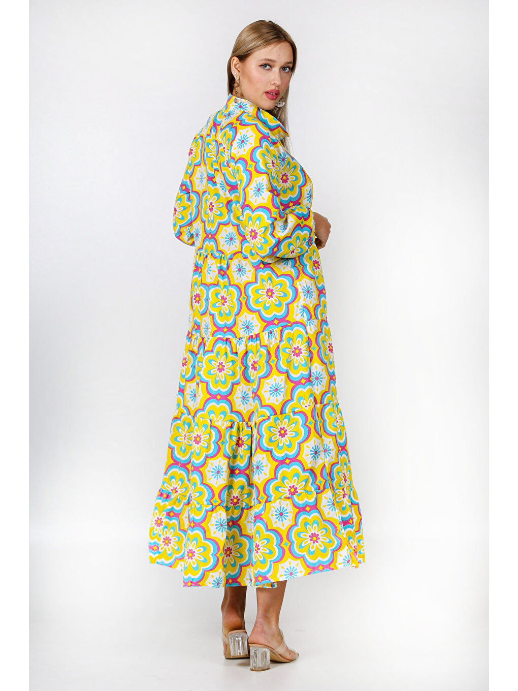 Bej Sarı Hakim Yaka Balon Kol Çiçekli Allover Baskılı Geniş Kesim Dokuma Elbise-6