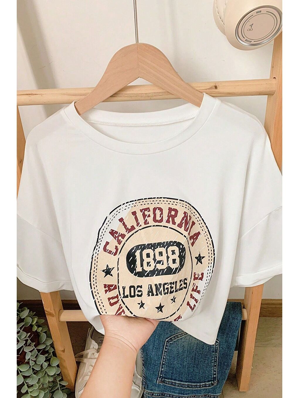 Kadın Beyaz Bisiklet Yaka California Baskılı Crop T Shirt-2