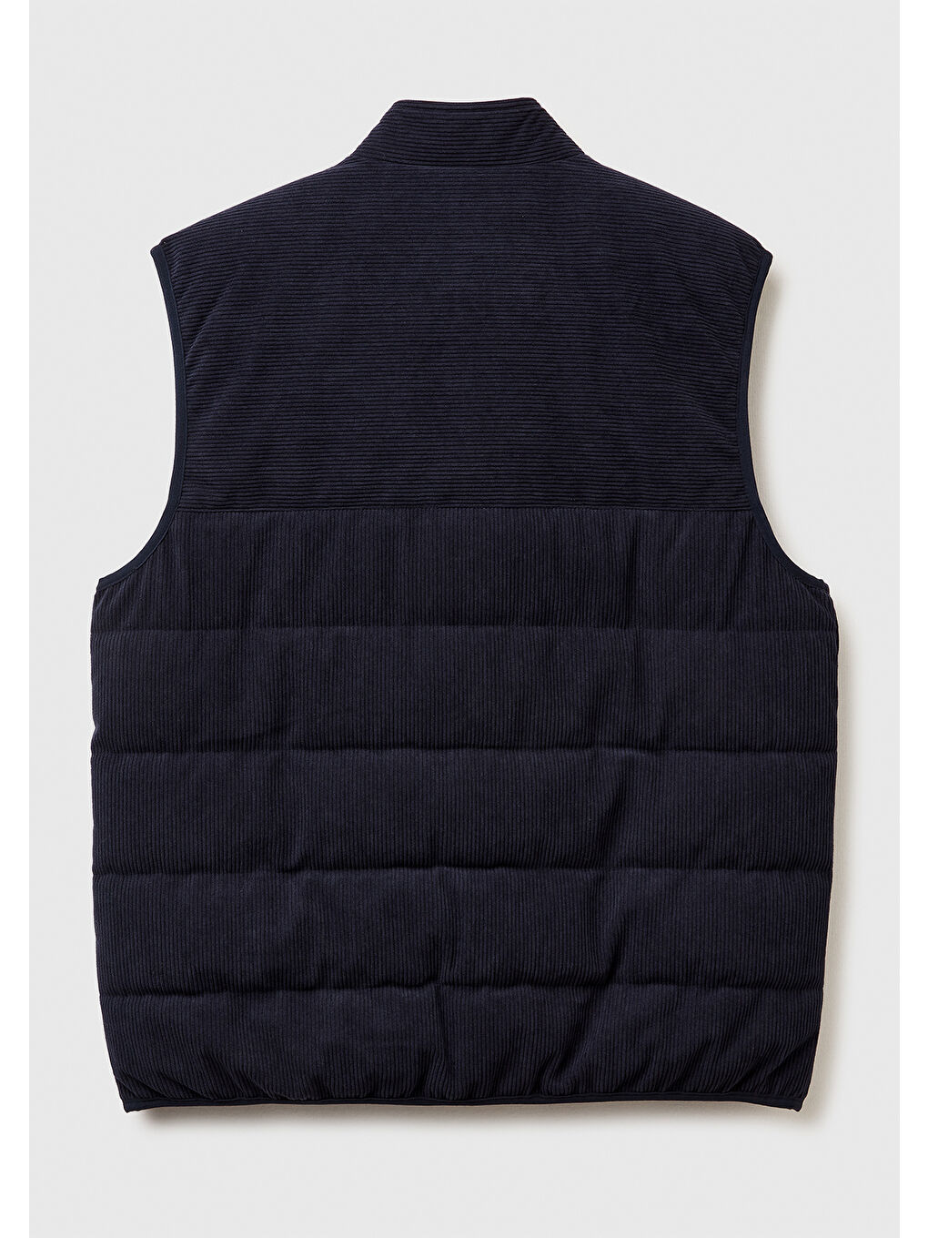 Erkek Lacivert Kapitone Fermuarlı Kapaklı Cepli Kadife Yelek-3