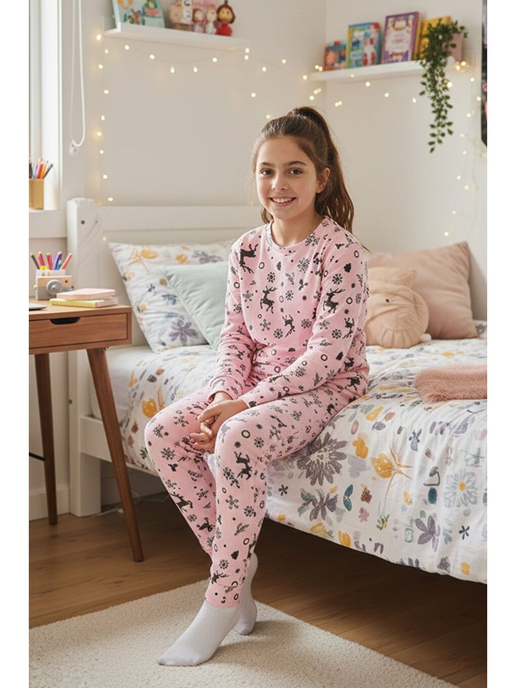 Pembe Geyik Desenli Polar Unisex Çocuk Pijama Takımı-1