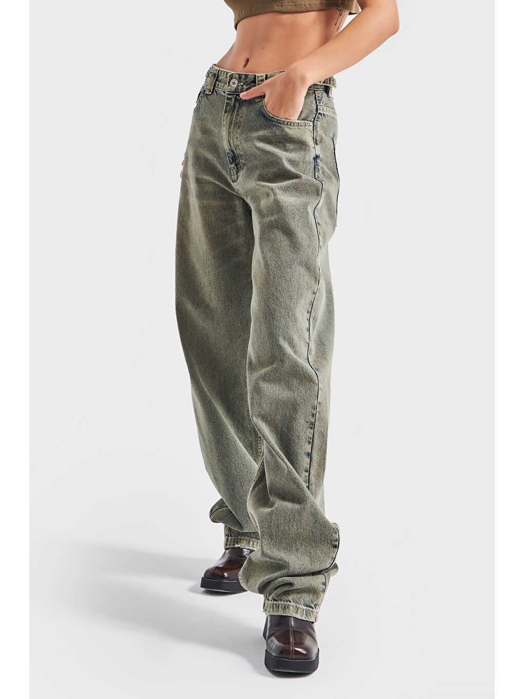 Yeşil Kadın S.Kot Rengi Lotus 4S5-46 Baggy Fit %100 Pamuk Kemer Detaylı Denim Jean-1