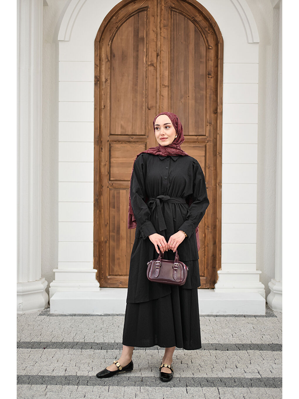 Kadın Eteği Volanlı Bel Bağlamalı Gömlek Yaka Yarım Düğmeli Elbise Siyah-3