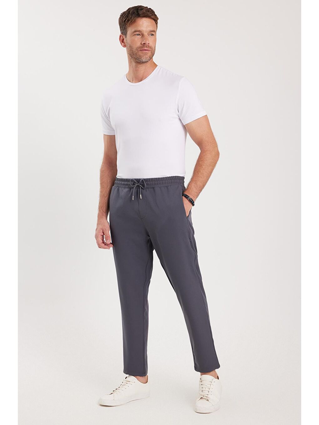 Erkek Regular Fit Beli Lastikli Bağcıklı Jogger Koyu Gri Pantolon Rahat Kesim Yan Cepli-3