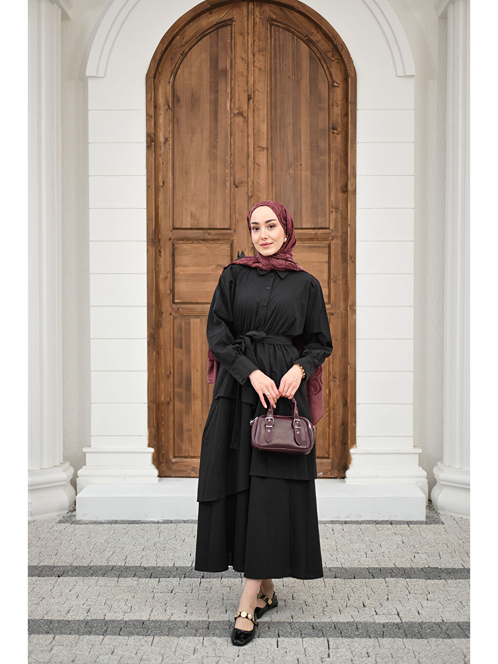 Kadın Eteği Volanlı Bel Bağlamalı Gömlek Yaka Yarım Düğmeli Elbise Siyah-4