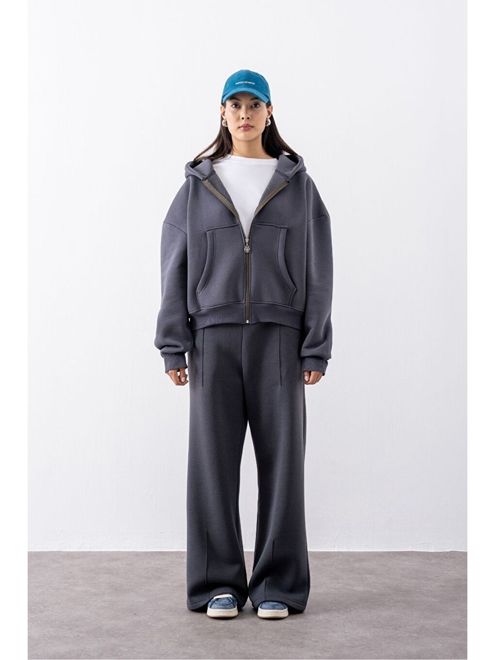 Kadın Chill Oversize Antrasit Fermuarlı Sweatshirt-1