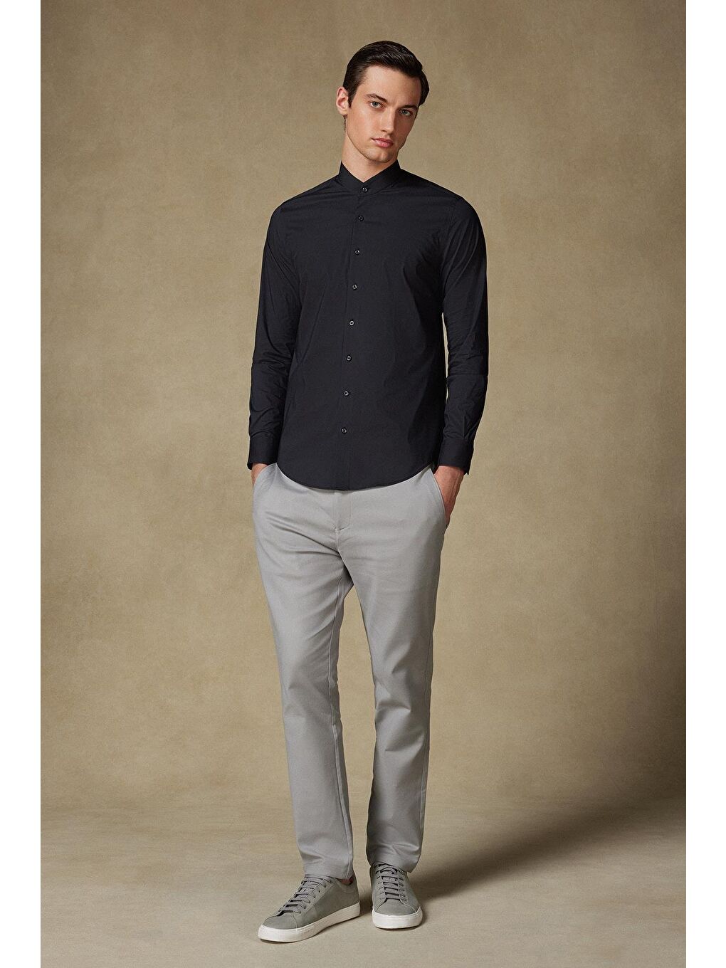 Mao Poplin Stretch Pamuk Karışımlı Slim Fit Siyah Hakim Yaka Erkek Düz Gömlek-2