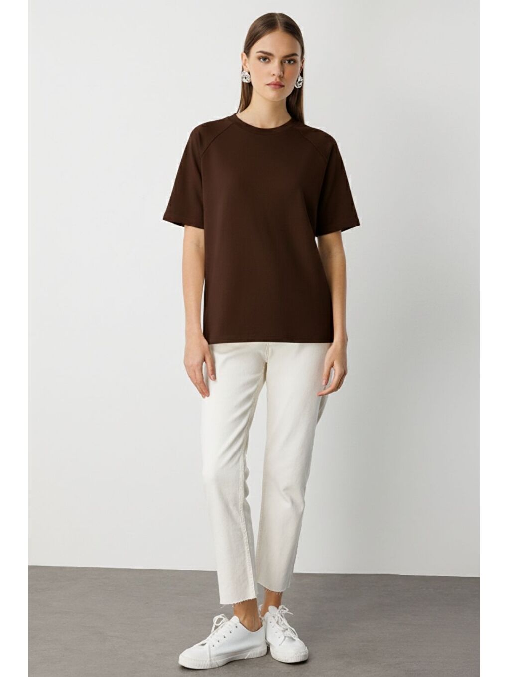 Yuvarla Yaka Yumuşak Dokulu Kahverengi Tişört