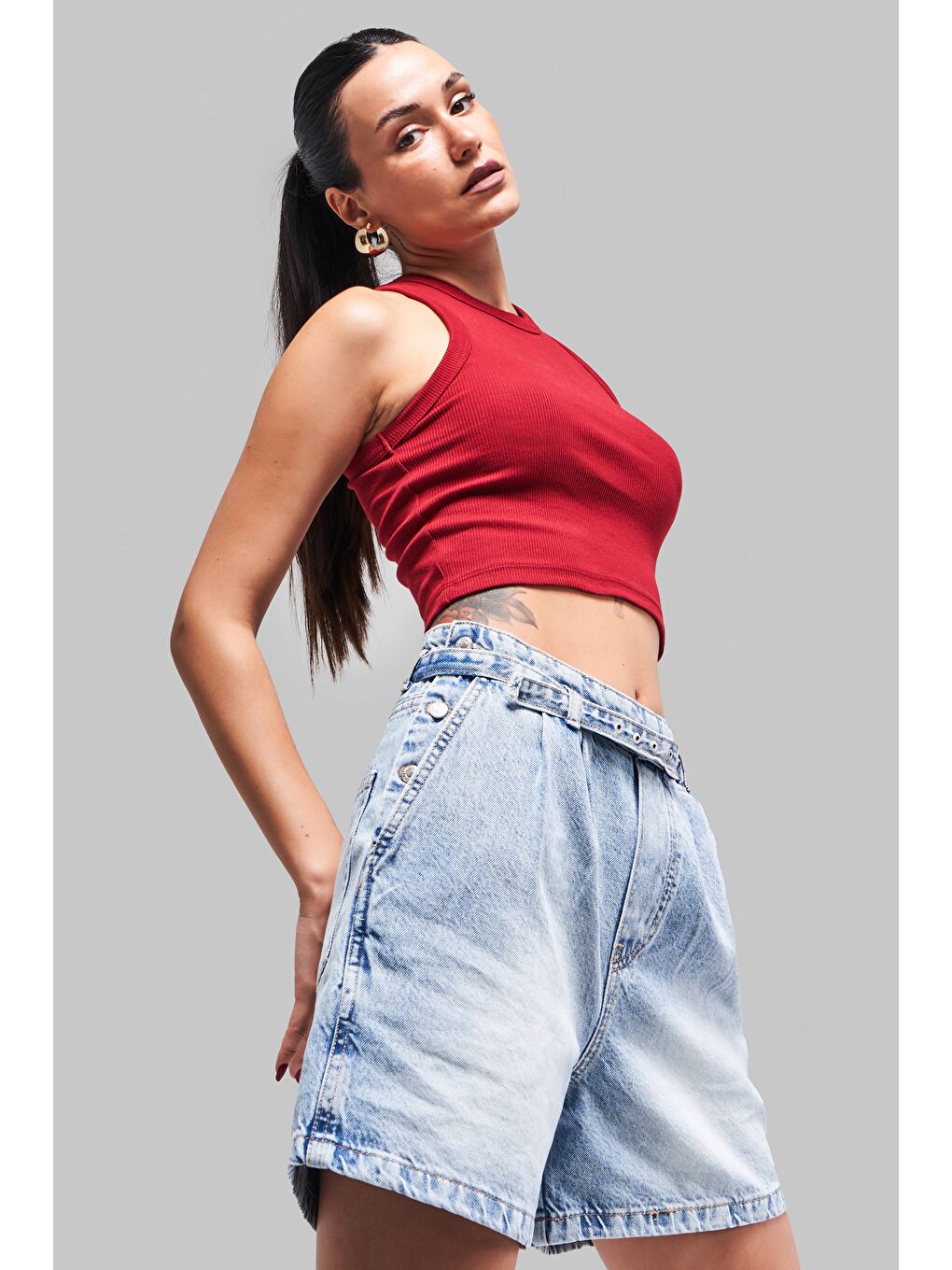 Kadın Kırmızı Renk s5-35 Halter Yaka Esnek Kaşkorse Kumaş Crop Top Body-1