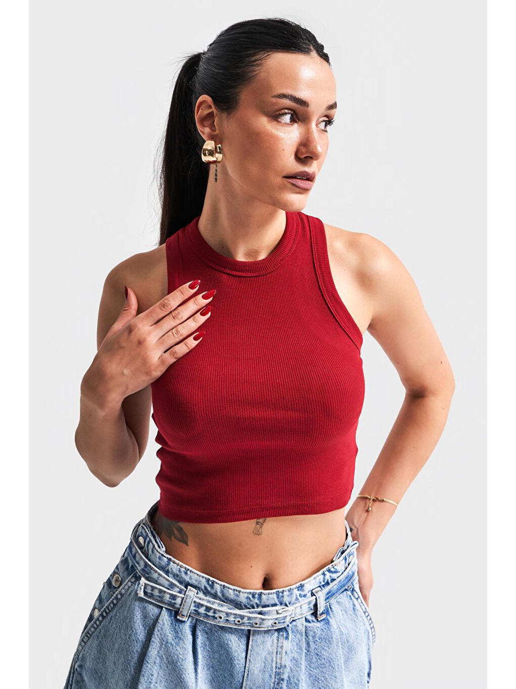Kadın Kırmızı Renk s5-35 Halter Yaka Esnek Kaşkorse Kumaş Crop Top Body-2