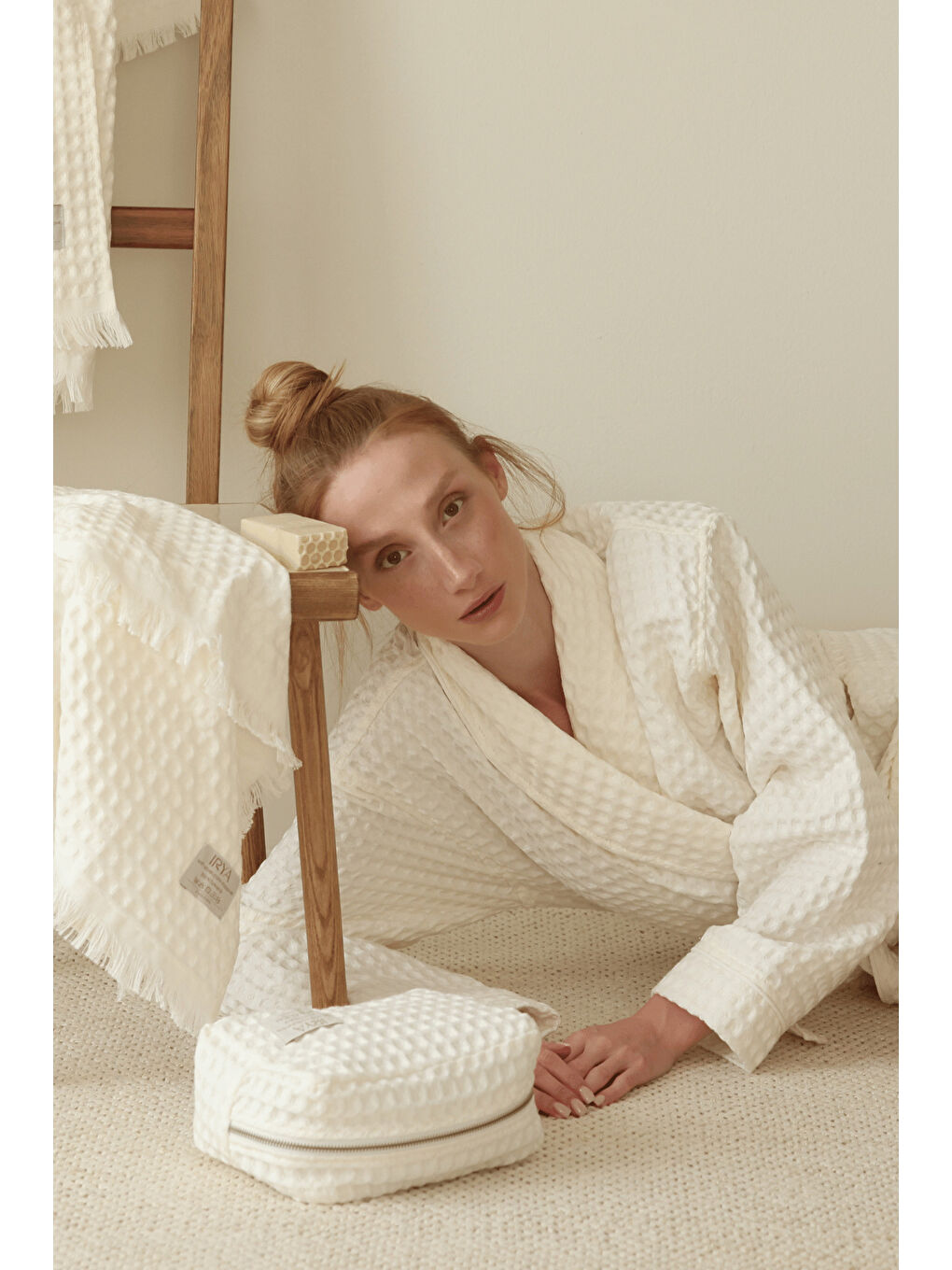 Aura Waffle Havlu Bakım Çantası Ekru-4