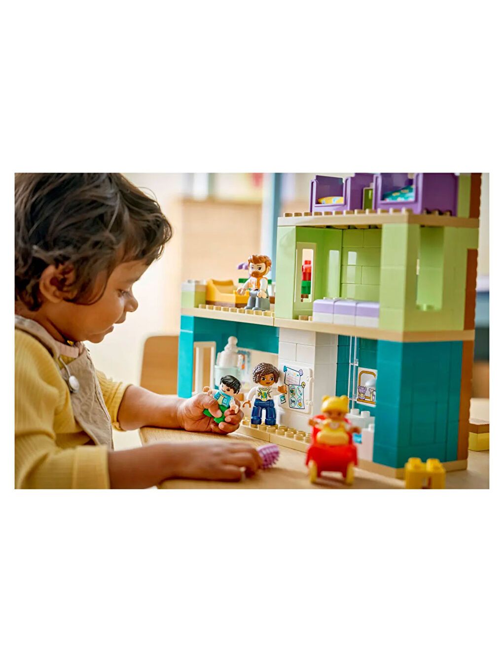 DUPLO Kasabası 3’ü 1 Arada Figürlü Modern Aile Evi 10470-4