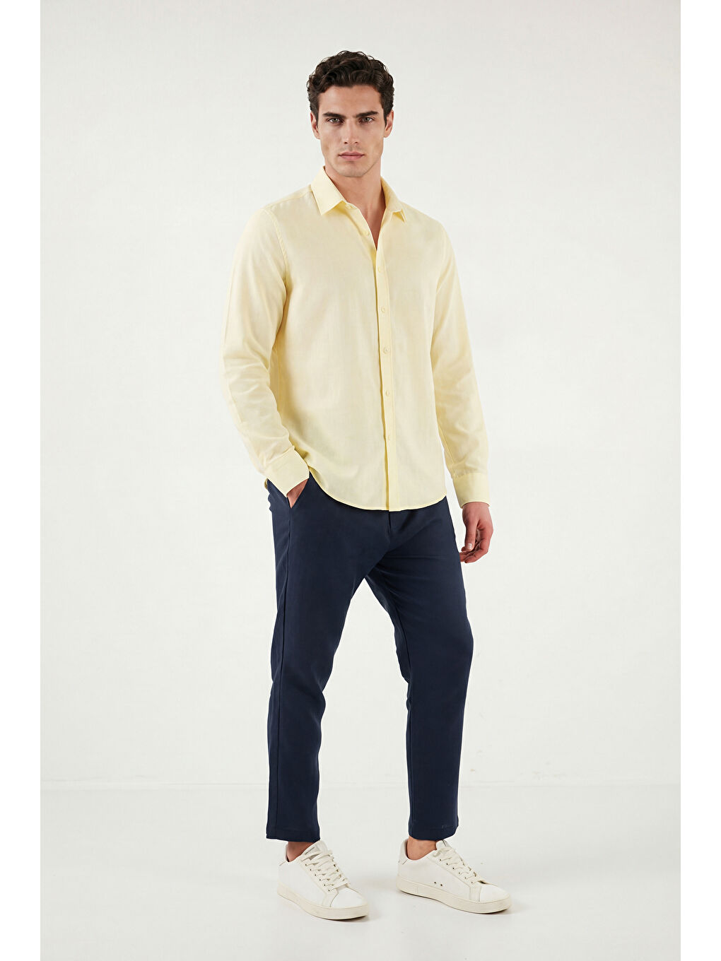Sarı Pamuk ve Keten Karışımlı Regular Fit Klasik Yaka Uzun Kollu Gömlek CF26S1210134-2
