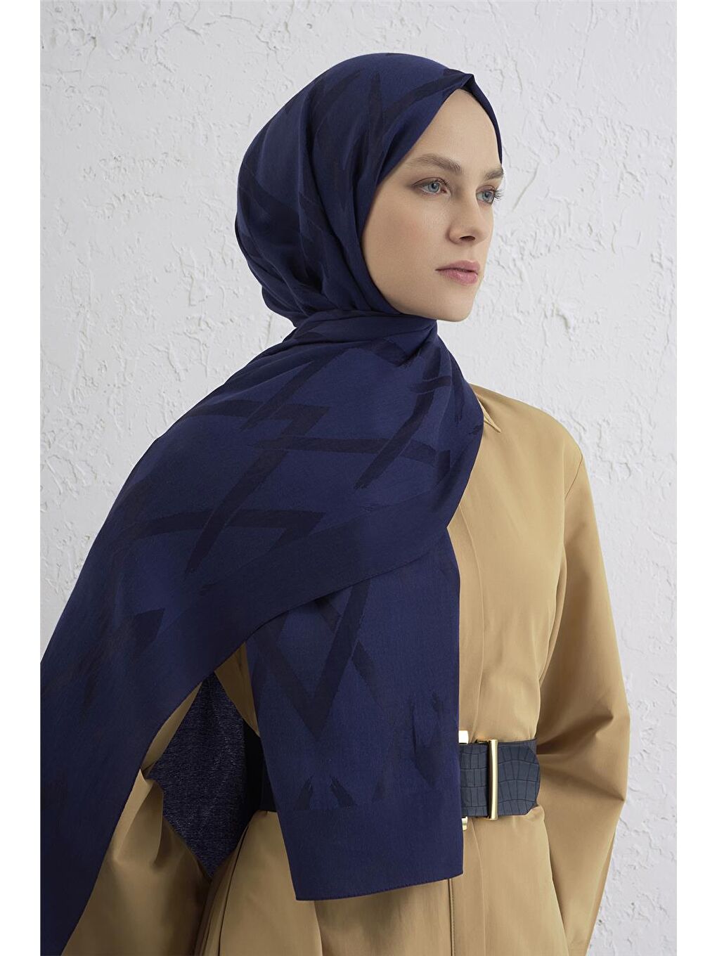 Lacivert Lyocell Naia Zikzak Desen Şal 1- 02-1