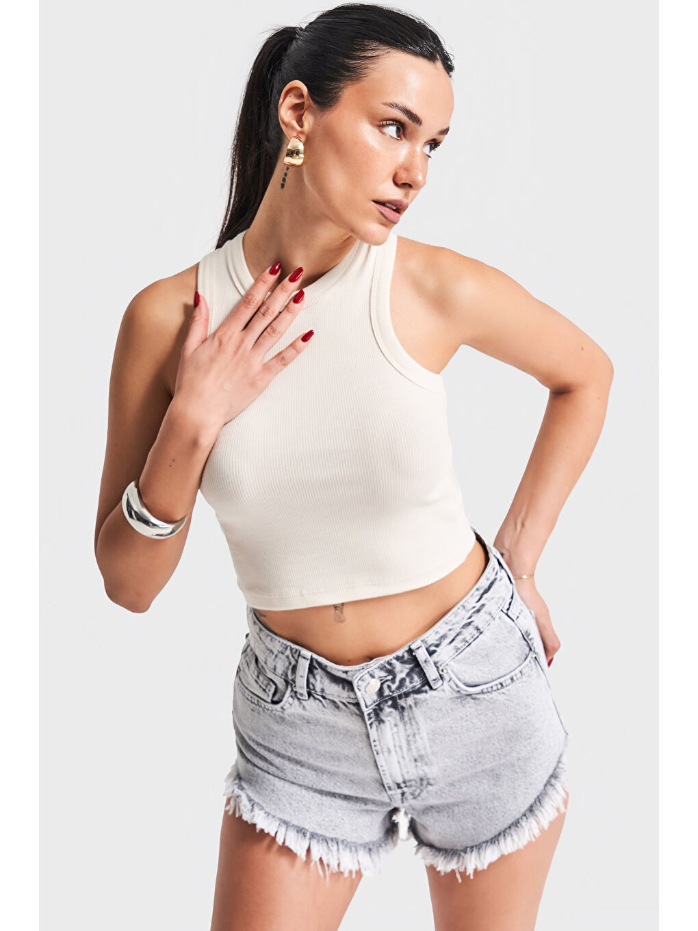 Kadın Bej Renk s5-101 Halter Yaka Esnek Kaşkorse Kumaş Crop Top Body-3
