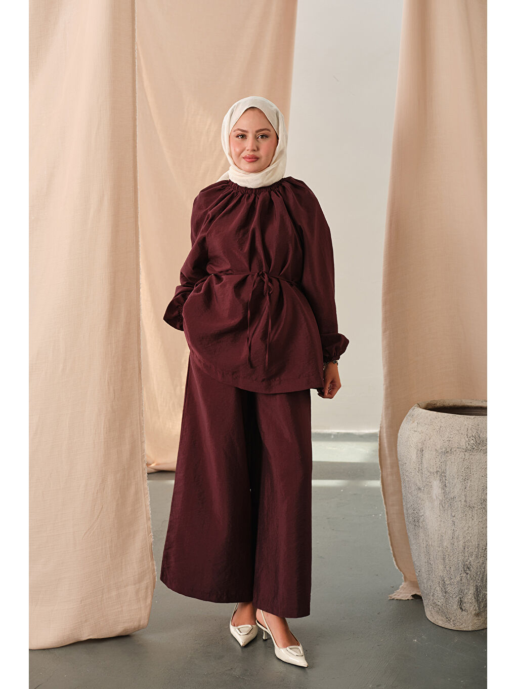 Kadın Yakası Lastik Detaylı Takım Bordo-2