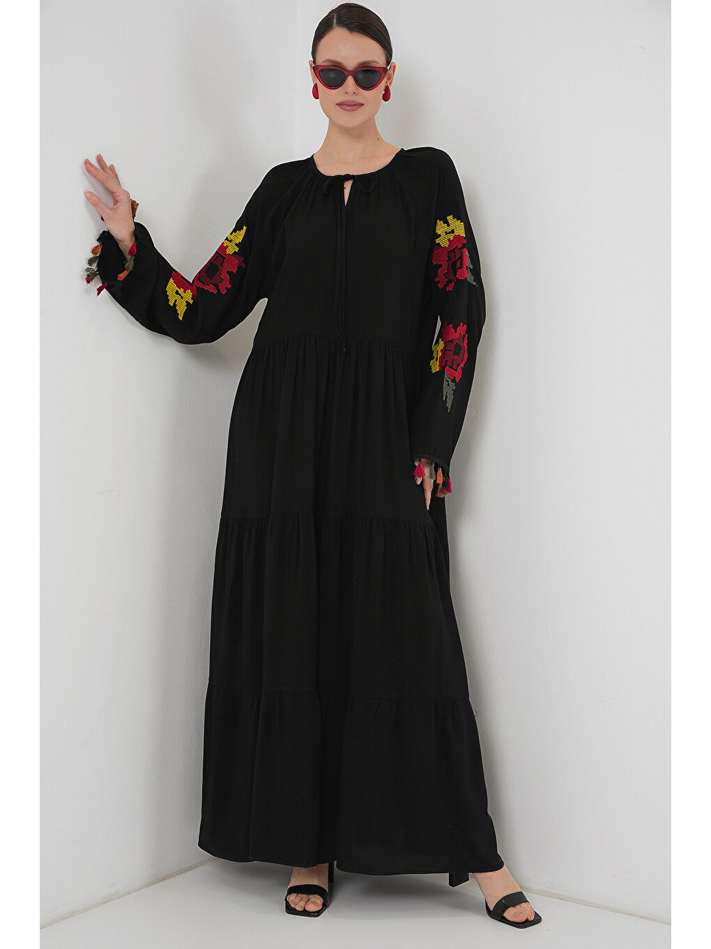 Nakışlı Uzun Elbise 2534 - Siyah-3