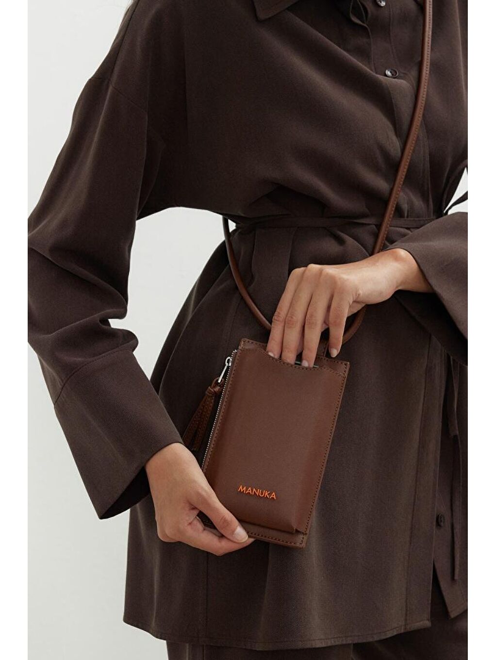 Kahverengi Kartlıklı Telefon Çantası Taba-1