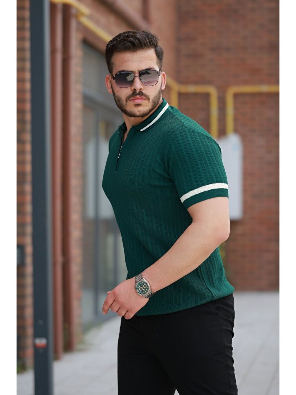 Yeşil Erkek Yaka Ve Kolları çizgi Detaylı Fermuarlı Kısa Kollu T-shirt-1