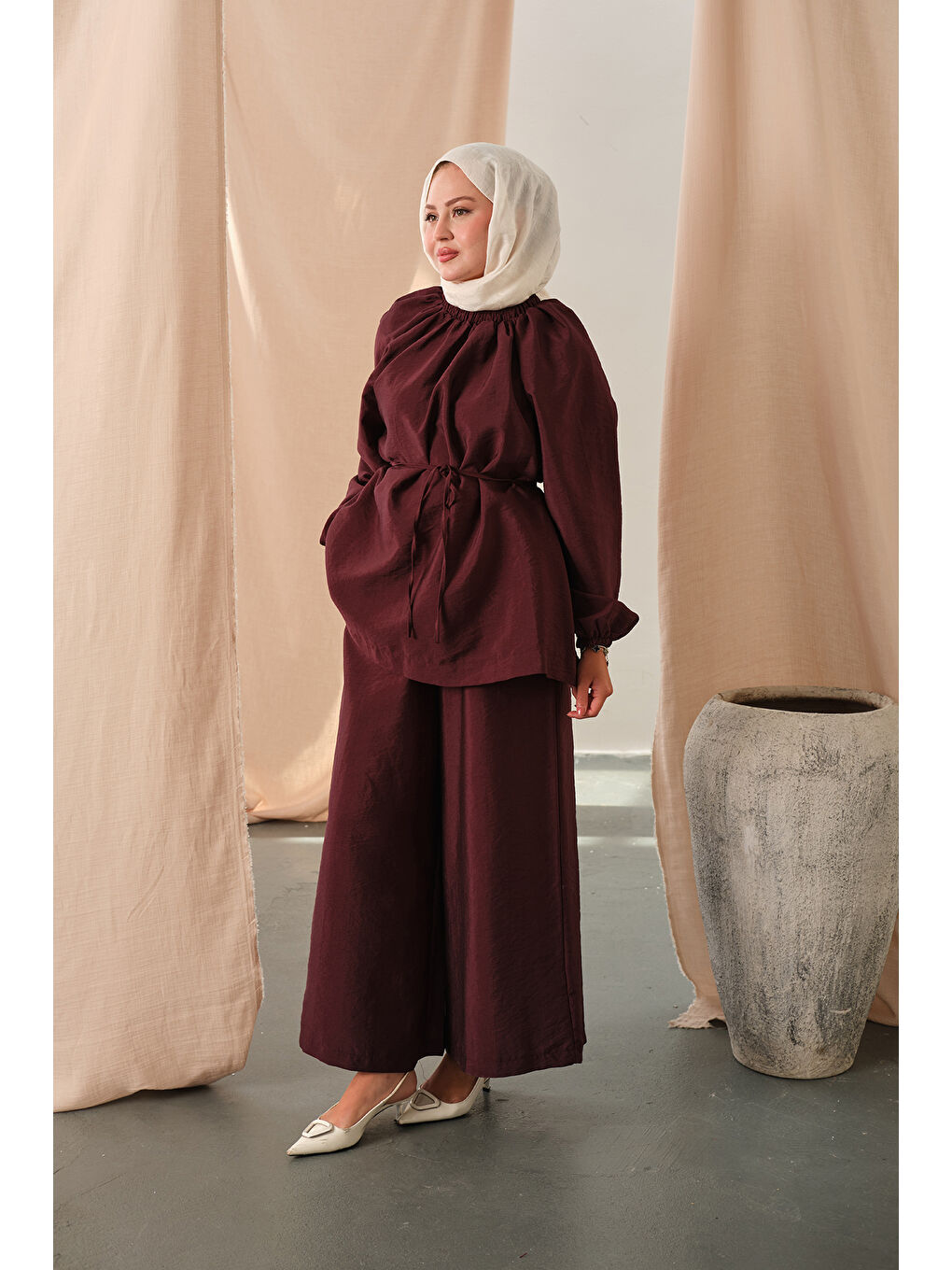 Kadın Yakası Lastik Detaylı Takım Bordo-3