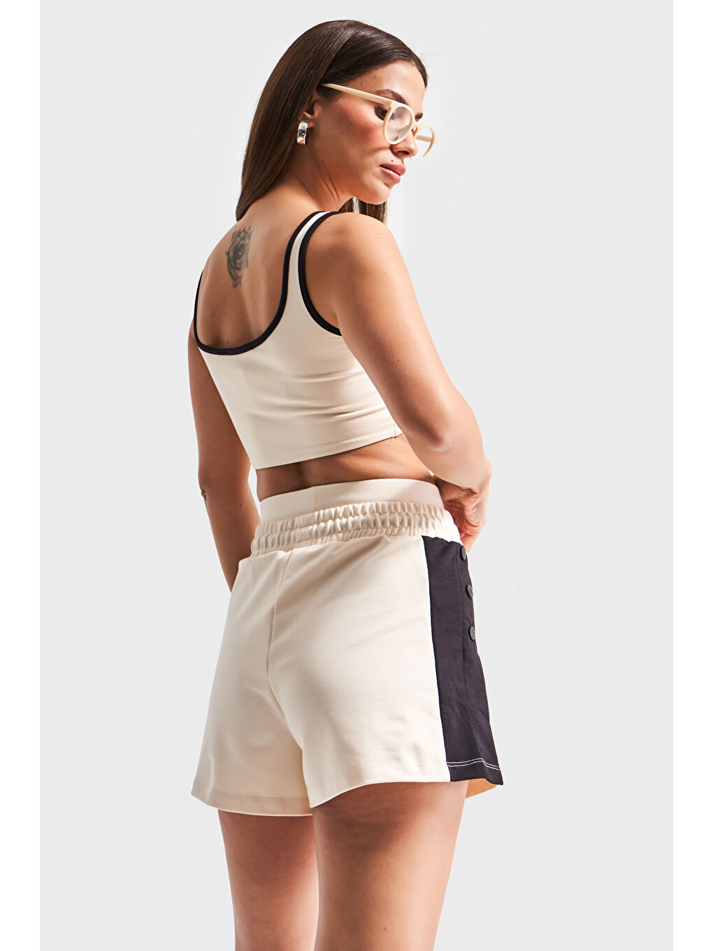 Kadın Bej Renk s6-105 Şort Sporcu Braletli T-Shirt 3'lü Takım Kombin-3