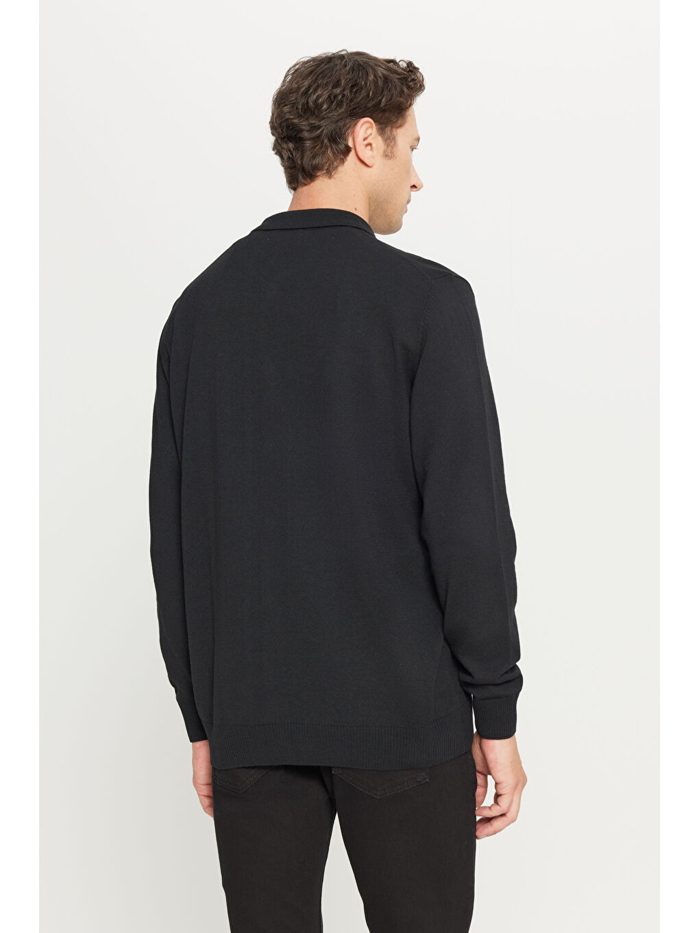 Erkek Siyah Pamuklu Standart Fit Normal Kesim Gömlek Yaka Triko Gömlek-4