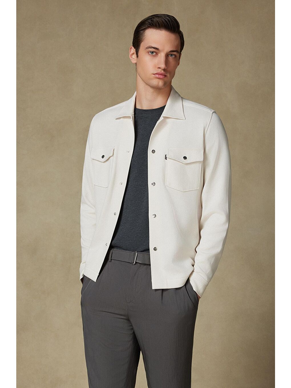 Urbano Armür Overshirt Pamuklu Oversize Fit Ekru Klasik Yaka Erkek Düz Gömlek