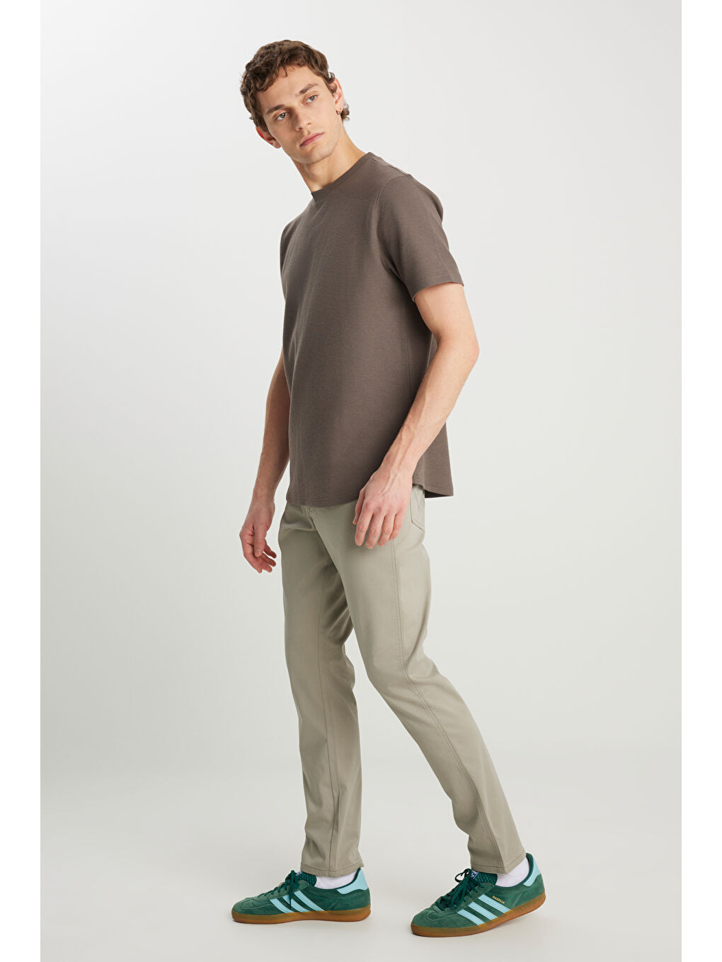 Relaxed Fit Geniş Kesim Bisiklet Yaka Dokulu Haki Tişört-2