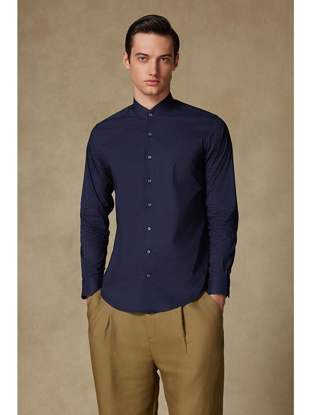 Mao Poplin Stretch Pamuk Karışımlı Slim Fit Lacivert Hakim Yaka Erkek Düz Gömlek