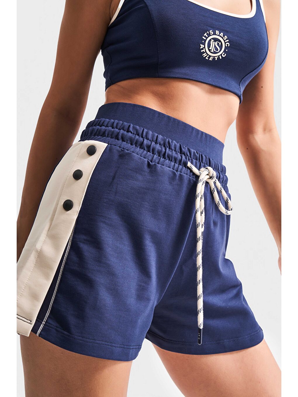 Kadın Koyu Mavi Renk s6-56 Şort Sporcu Braletli T-Shirt 3'lü Takım Kombin-2