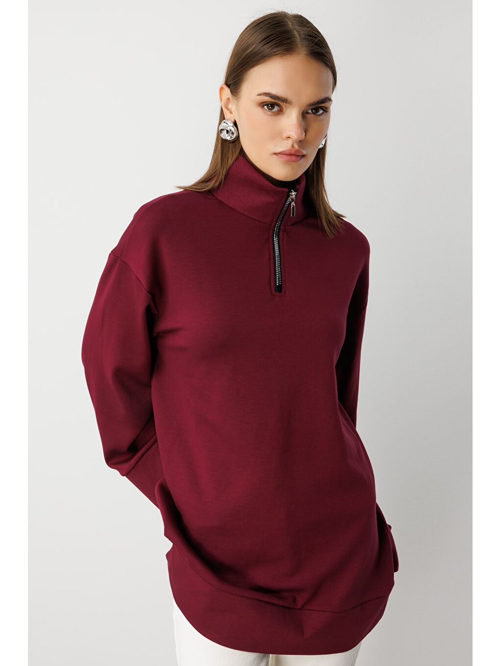 Mürdüm Dik Yaka Yumuşak Dokulu Bordo Sweatshirt-3