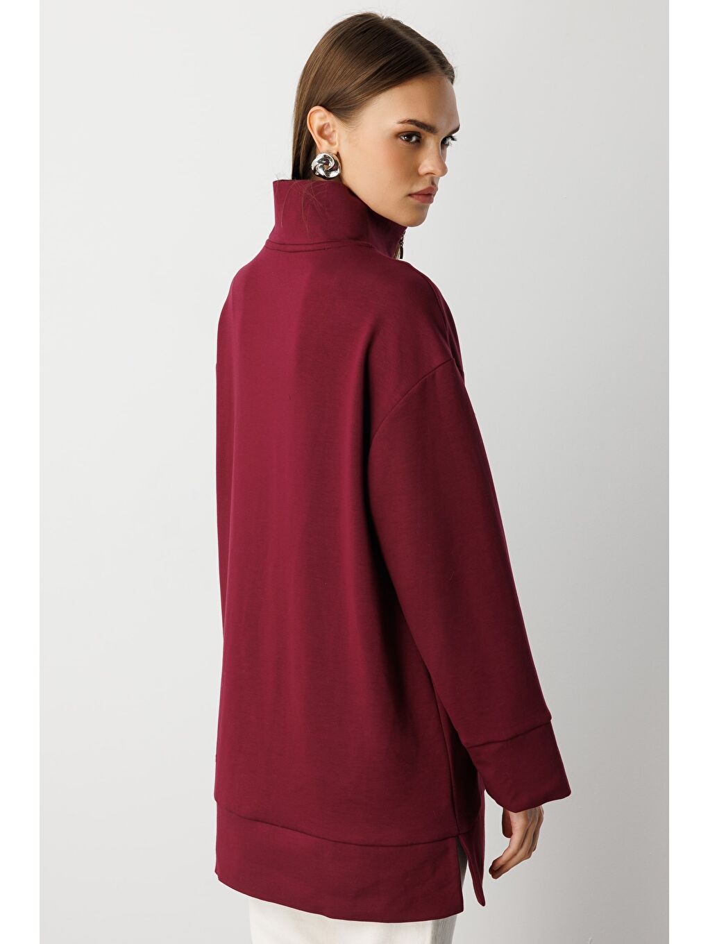 Mürdüm Dik Yaka Yumuşak Dokulu Bordo Sweatshirt-4