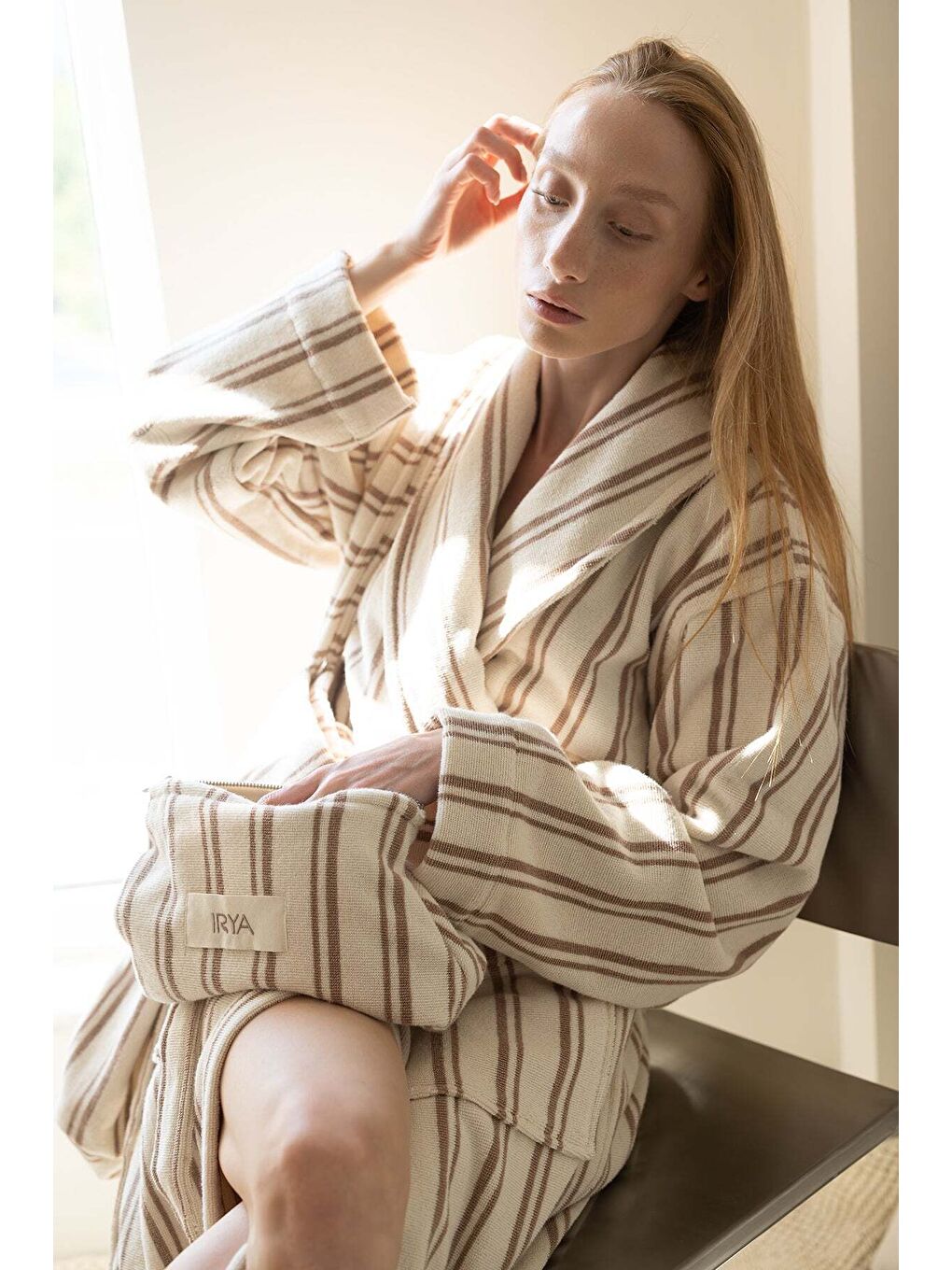 In Lines İpliği Boyalı Makyaj Çantası Mocha-1