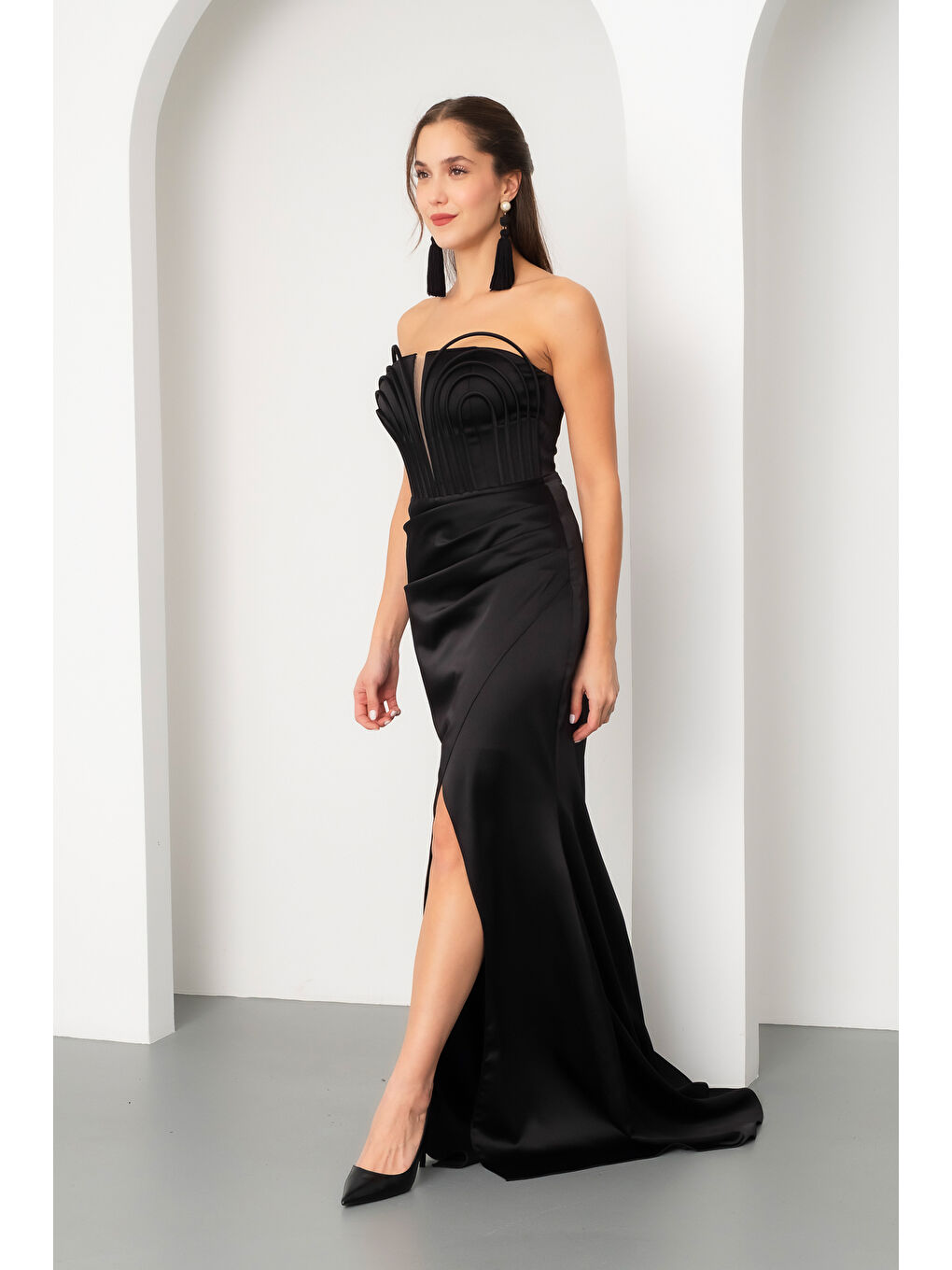 Kadın Siyah Yaka Detay Saten Uzun Söz Nişan Abiye Elbise-2