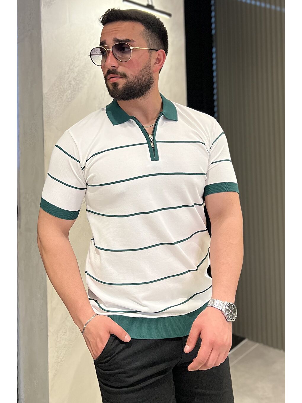 Yeşil Erkek Polo Yaka Yarım Fermuarlı Çizgi Desenli Triko Tişört