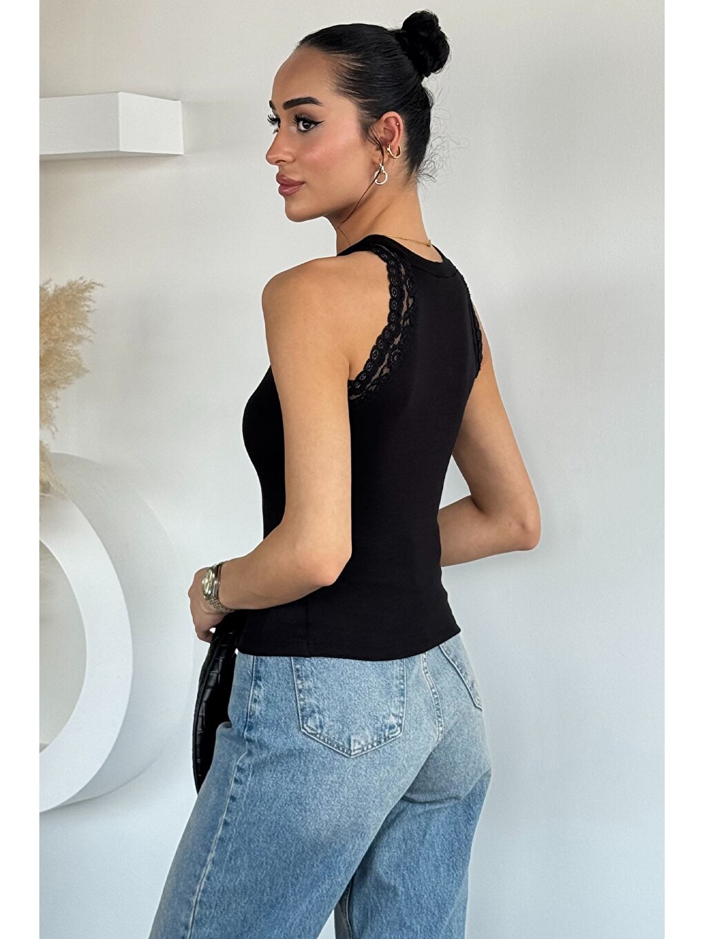 Siyah Kadın Dantelli Bluz-3