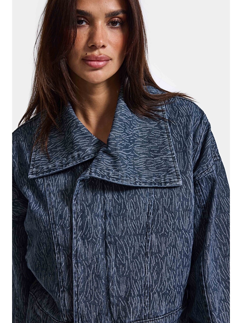 Kadın Mavi 9w6-197 Crop Kruvaze Özel Kumaş Tasarım Denim Ceket-4