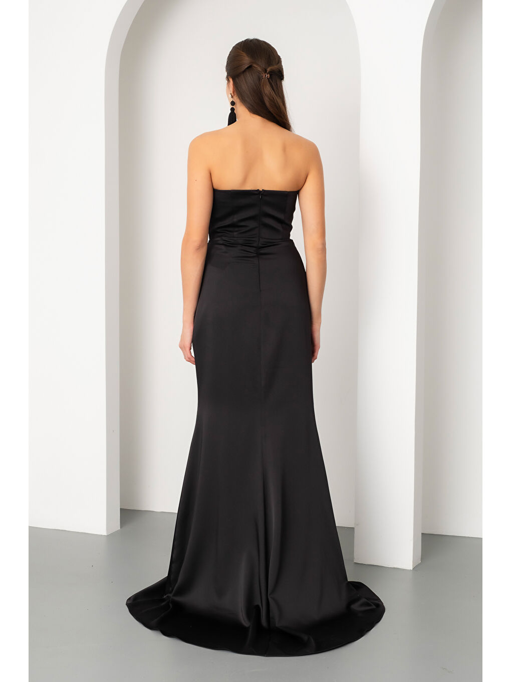 Kadın Siyah Yaka Detay Saten Uzun Söz Nişan Abiye Elbise-5