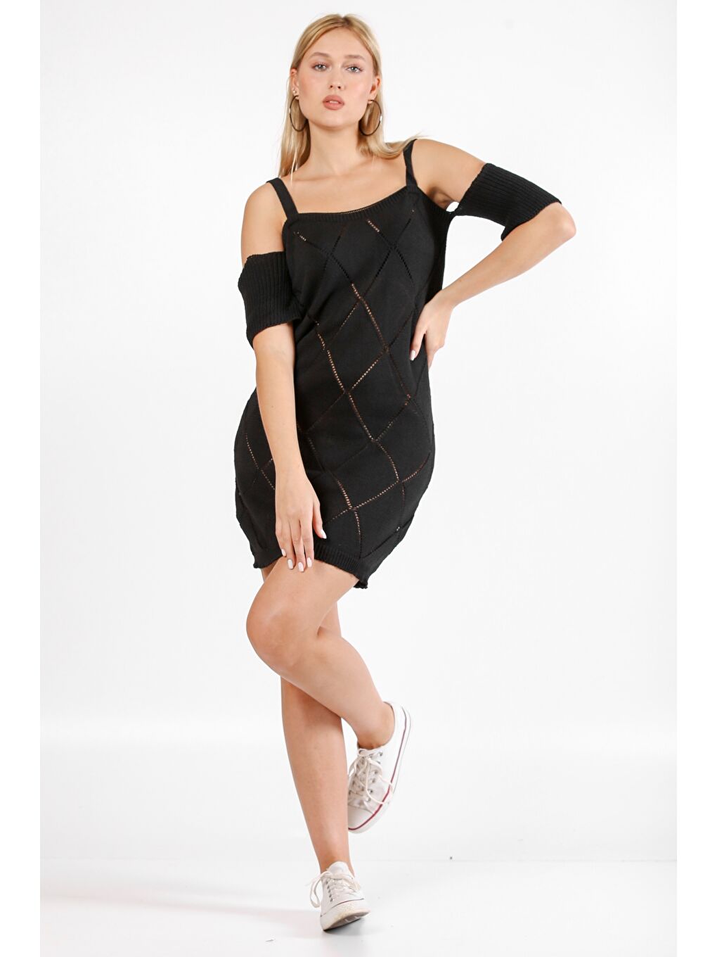 Siyah Askılı Mini Triko Elbise-4
