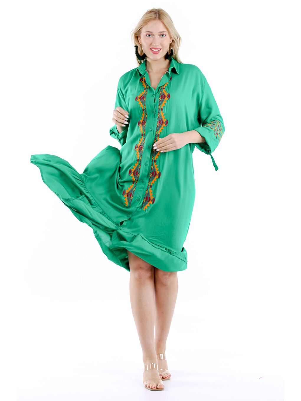 Yeşil Gömlek Yaka Uzun Kol Düğmeli Nakışlı Dokuma Elbise-5