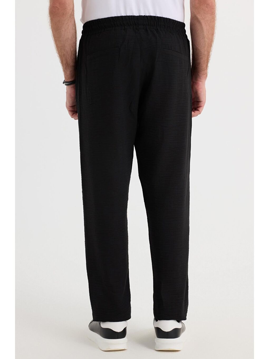 Erkek Standart Fit Normal Kesim Beli Bağcıklı Geniş Paça Siyah Pantolon-6