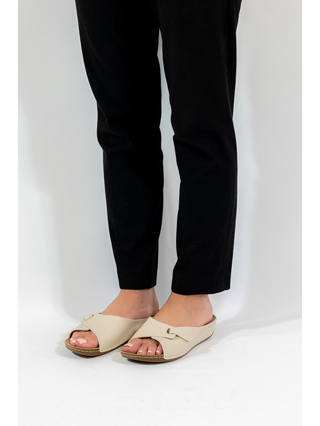 Bej Jenn Z0397 Kadın Konfor Anatomic Terlik-1