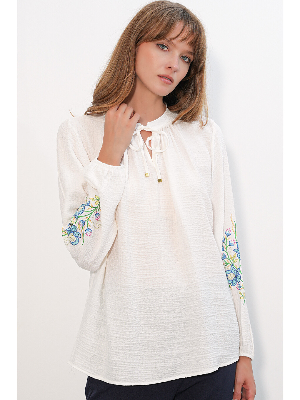 Kadın Nakışlı Oversize Bluz 1000 - Beyaz-2