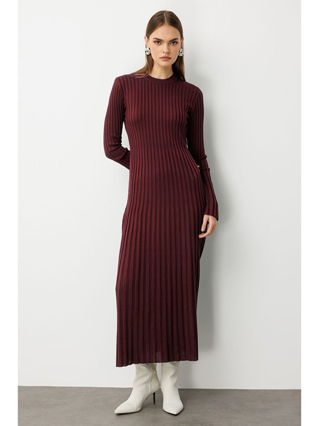 Volanlı Etekli Yuvarlak Yaka Bordo Kaşkorse Uzun Tr-1