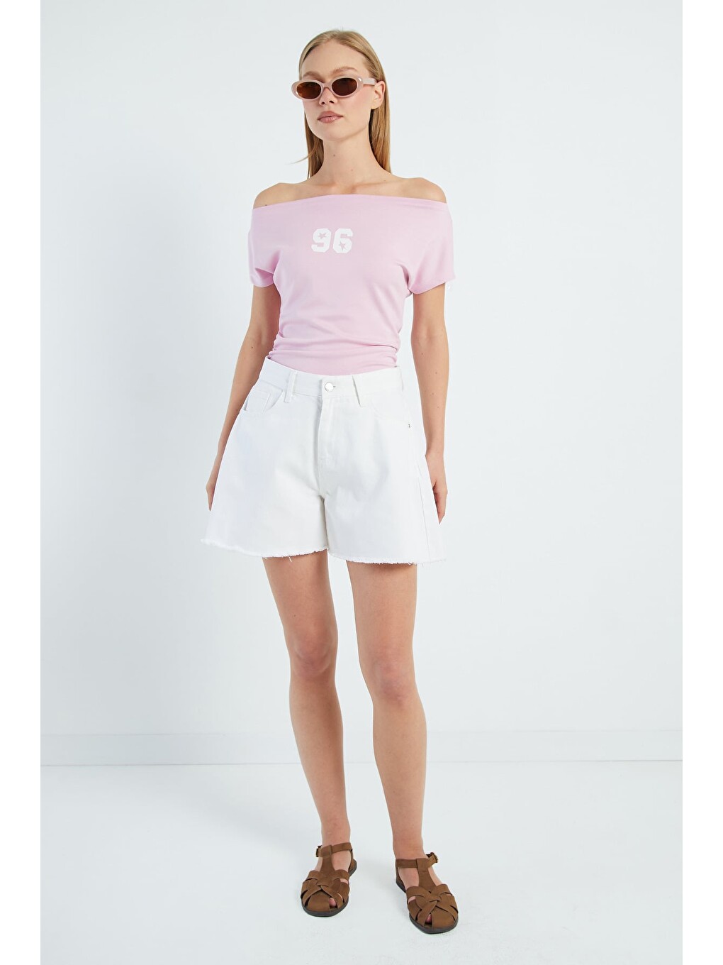 Pembe Baskılı Kayık Yaka Drapeli Bluz-2
