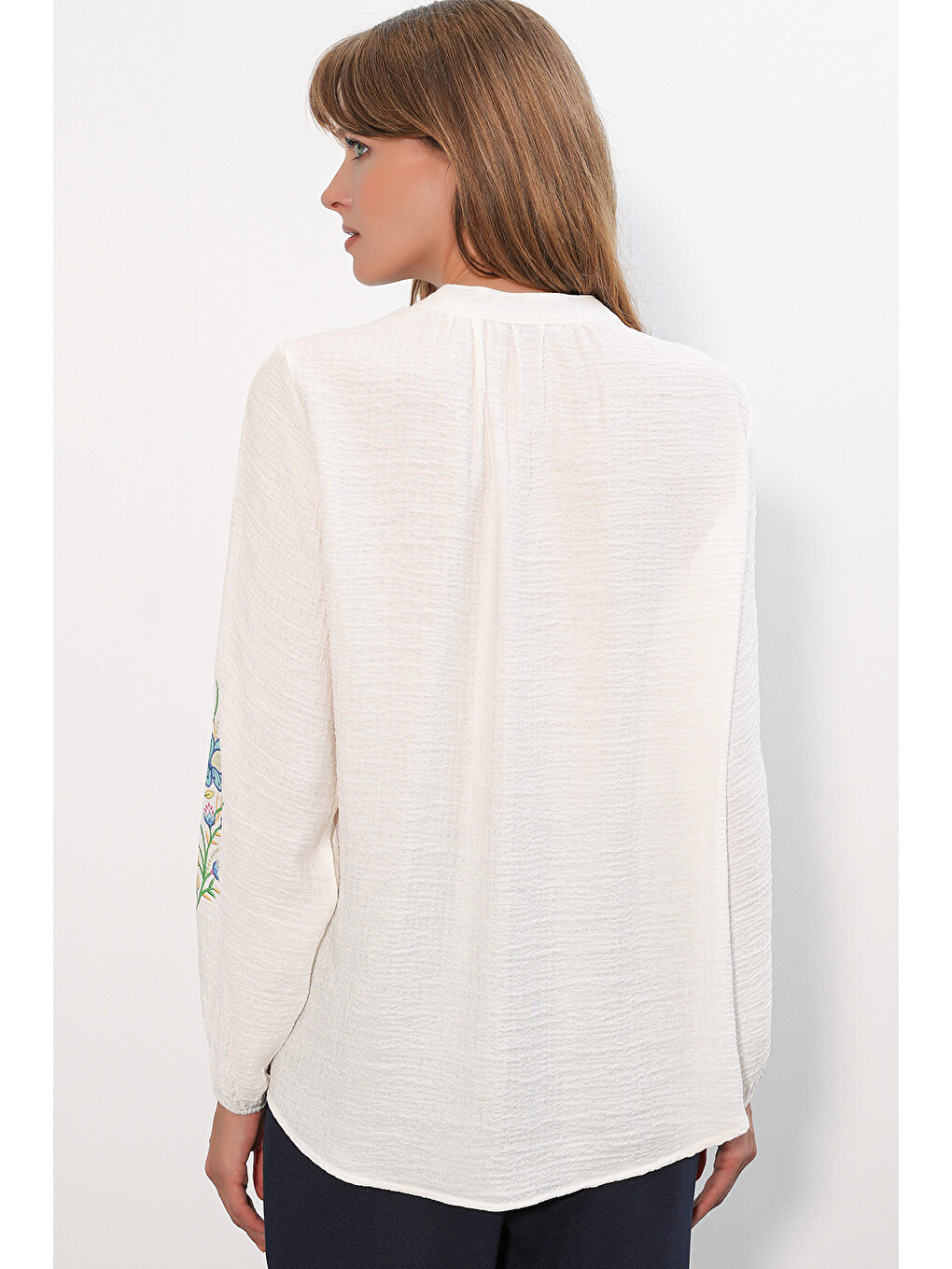 Kadın Nakışlı Oversize Bluz 1000 - Beyaz-5